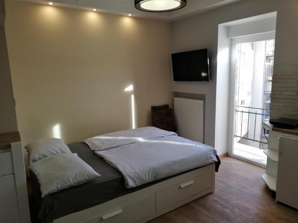 Angela Studio Apartments 萨格勒布 外观 照片